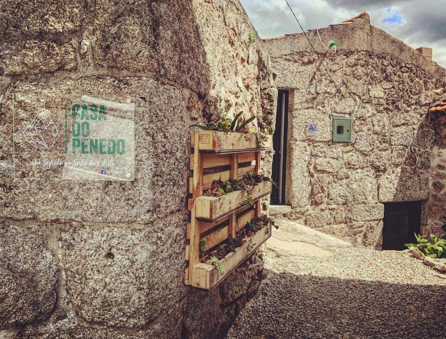 Quintas de Baixo Casa Do Penedo - Um Segredo Na Serra Da Estrela מראה חיצוני תמונה